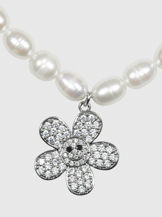 AWE Pearl Sunflower Smiley Necklace