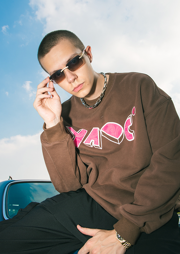 YADcrew Suede Foam Paisley Print Sweater