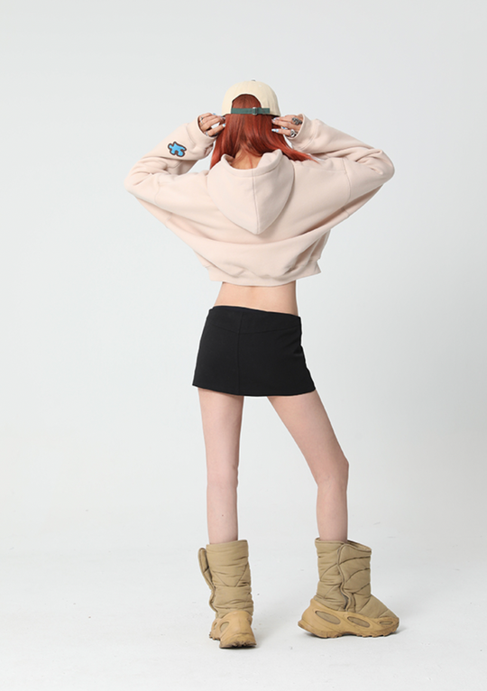 YADcrew YADSP Love Puzzle Flower Foam Print Short Hoodie