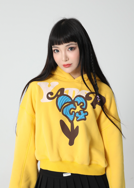 YADcrew YADSP Love Puzzle Flower Foam Print Short Hoodie