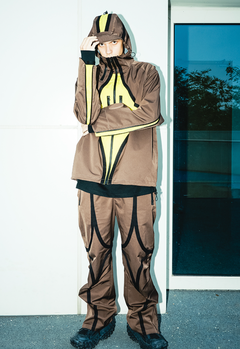 YADcrew R-STAR Patchwork Leg Zipper Windproof Pants