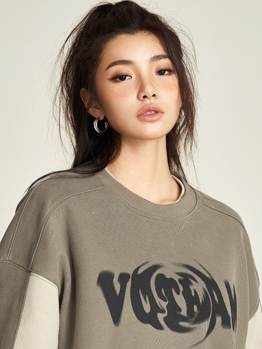 VOTE Contrast Color Rotating Sweatshirt