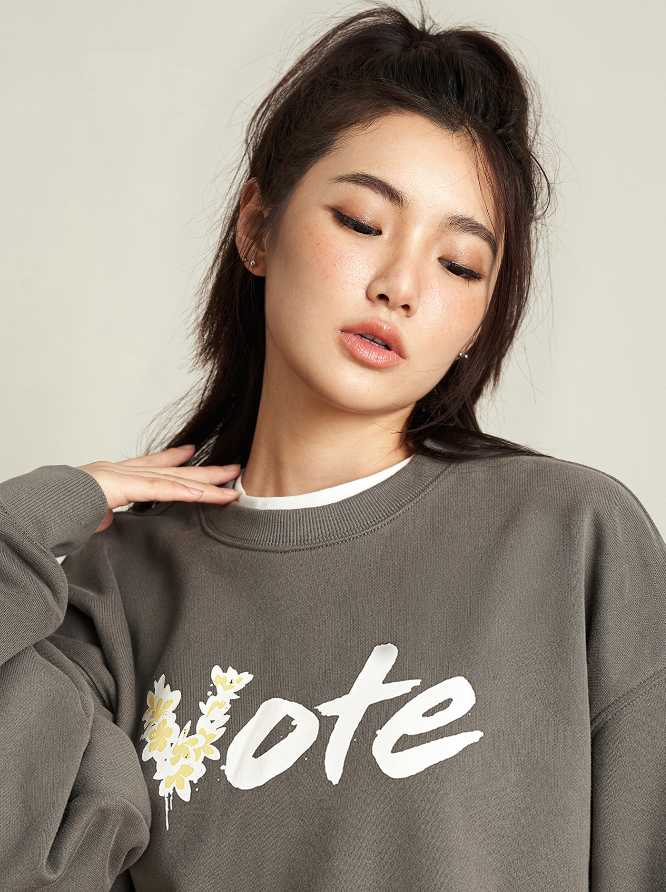 VOTE Basic Hawaiian Flower Sweatshirt