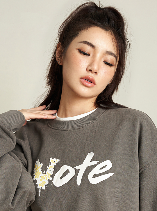 VOTE Basic Hawaiian Flower Sweatshirt