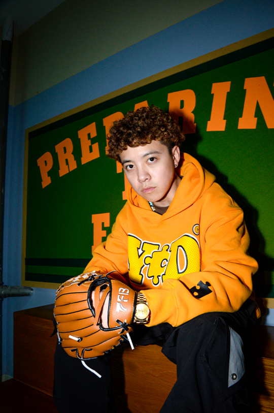 YADcrew Basic Polka Dot print Hoodie