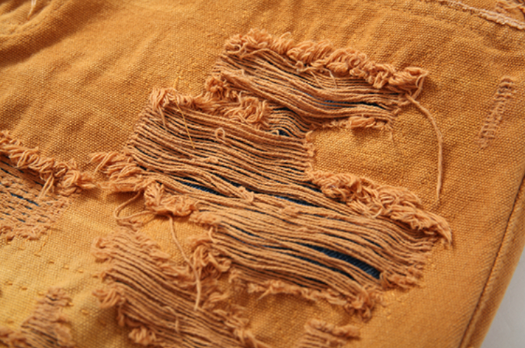 YADcrew Destruction Pleated Washed Jeans