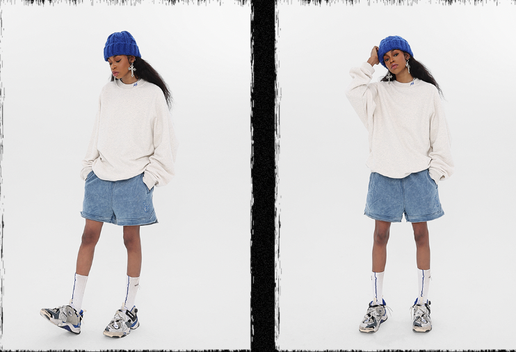 JHYQ Basic Logo Embroidered Heavyweight Sweater