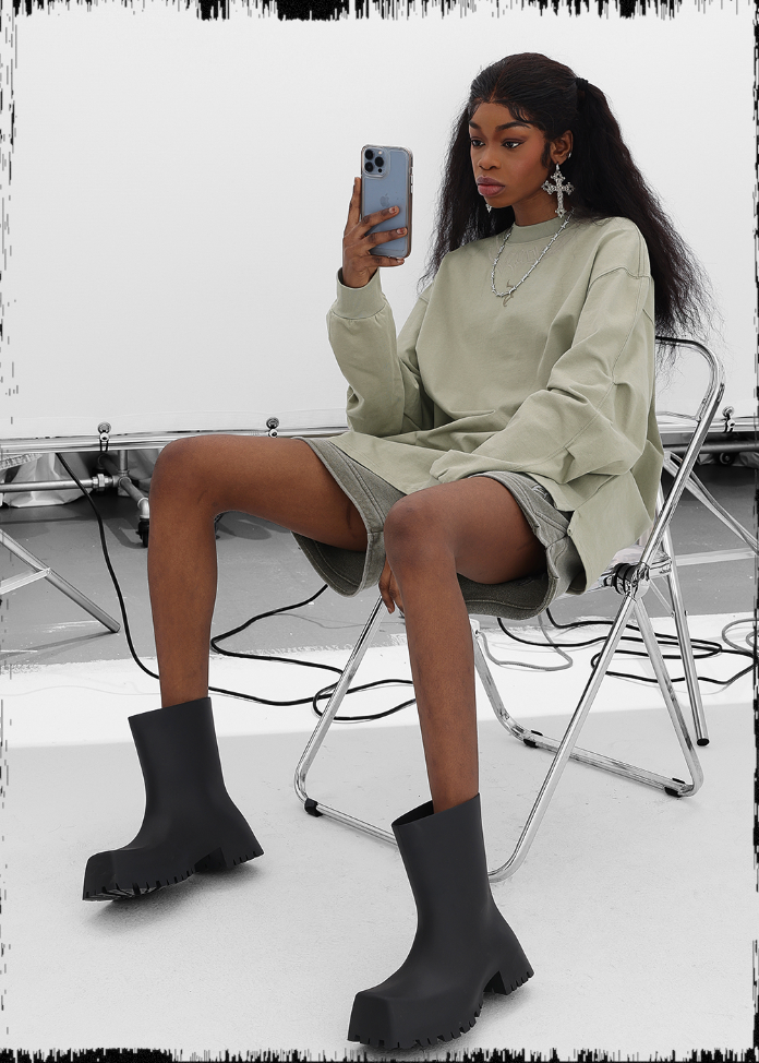 JHYQ LOGO Embroidery Long Sleeved Tee