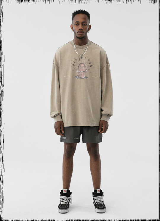 JHYQ Portrait Print Long Sleeved Tee