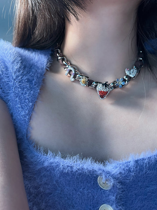 Nbostore Strawberry Full Of Diamonds Necklace