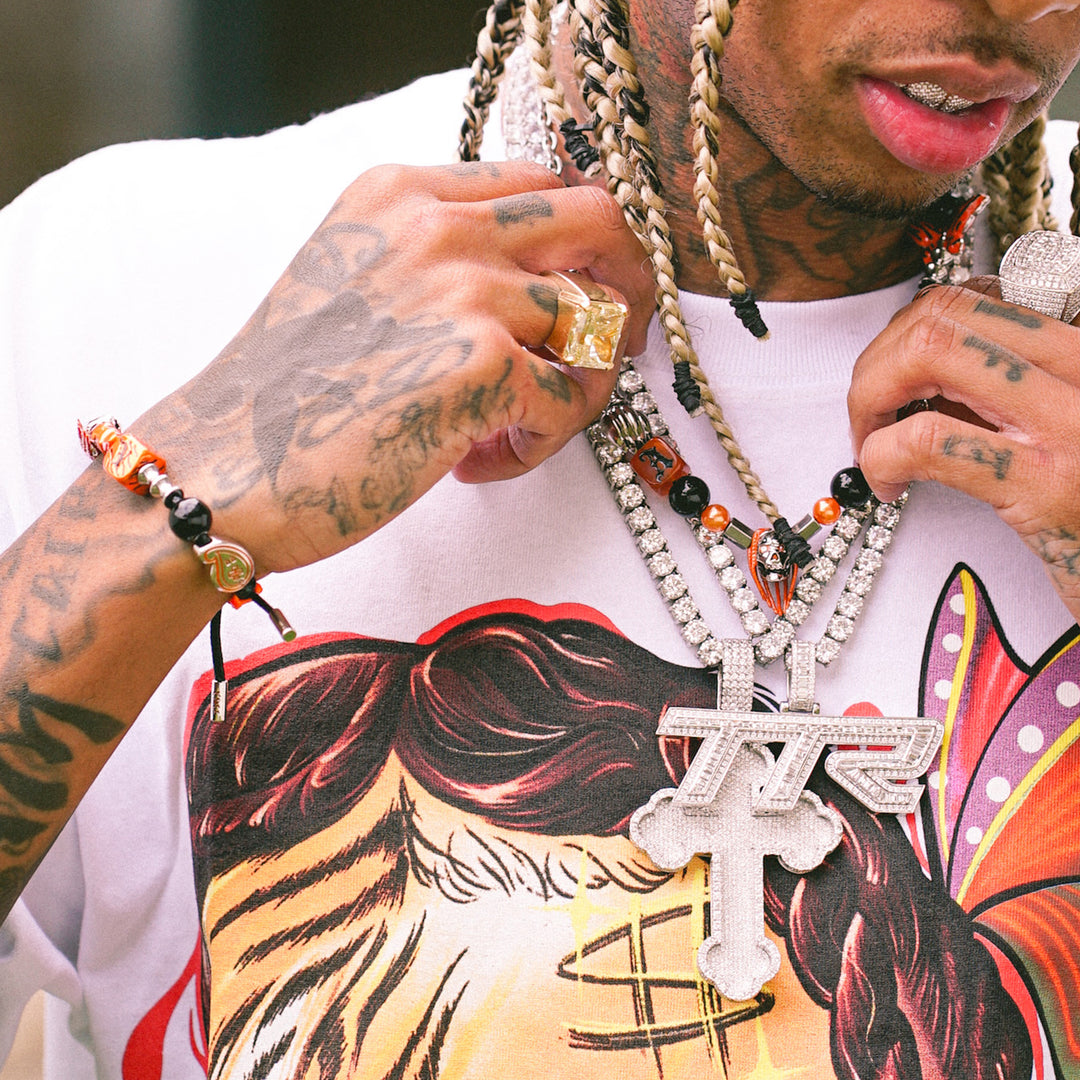 SALUTE TYGA x *EVAE+ Tiger Amber Dice Cashew Flower Butterfly Necklace | Face 3 Face