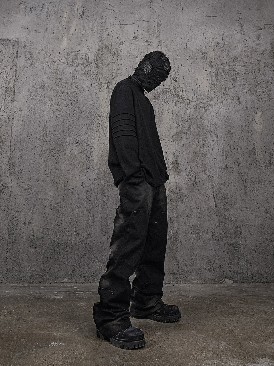 UNDERWATER Washed Pleated Deconstructed Patchwork Sweatshirt Black