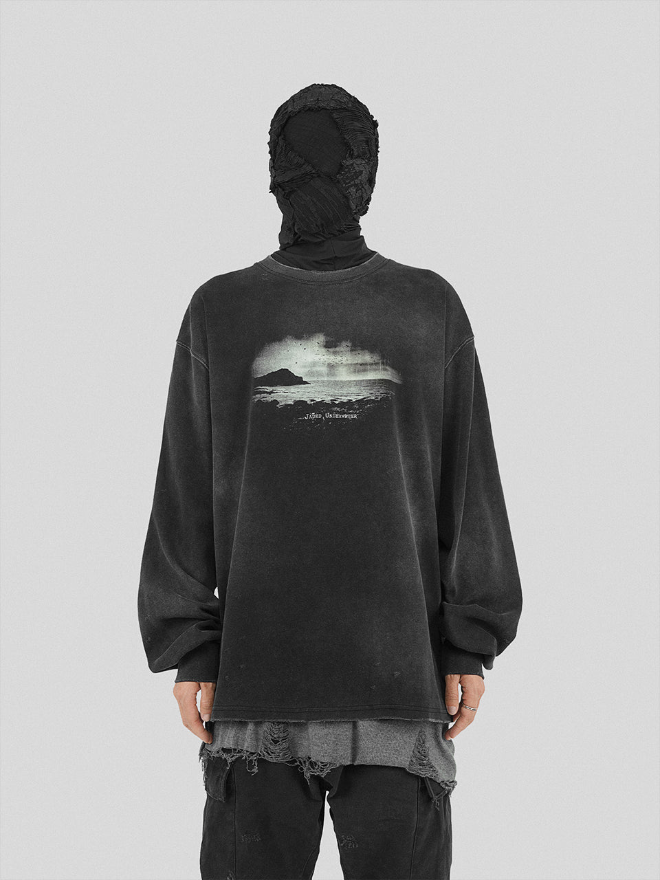 UNDERWATER Isolated Island Printed Long Sleeve Tee
