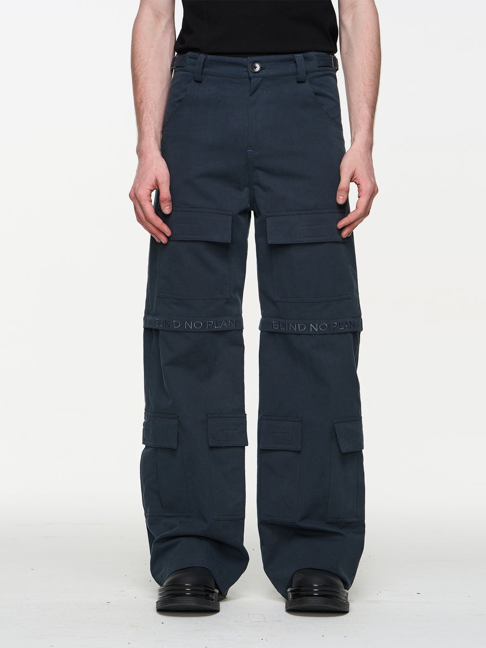 BLIND NO PLAN Two Tone Pocket Removable Logo Embroidered Work Pants