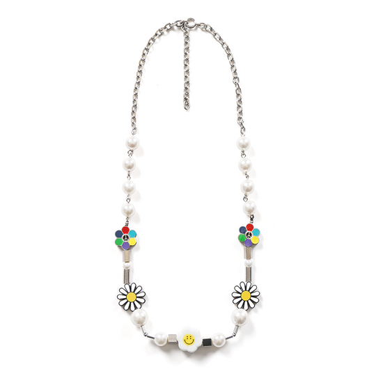 SALUTE Daisy Flower Smile Necklace | Face 3 Face