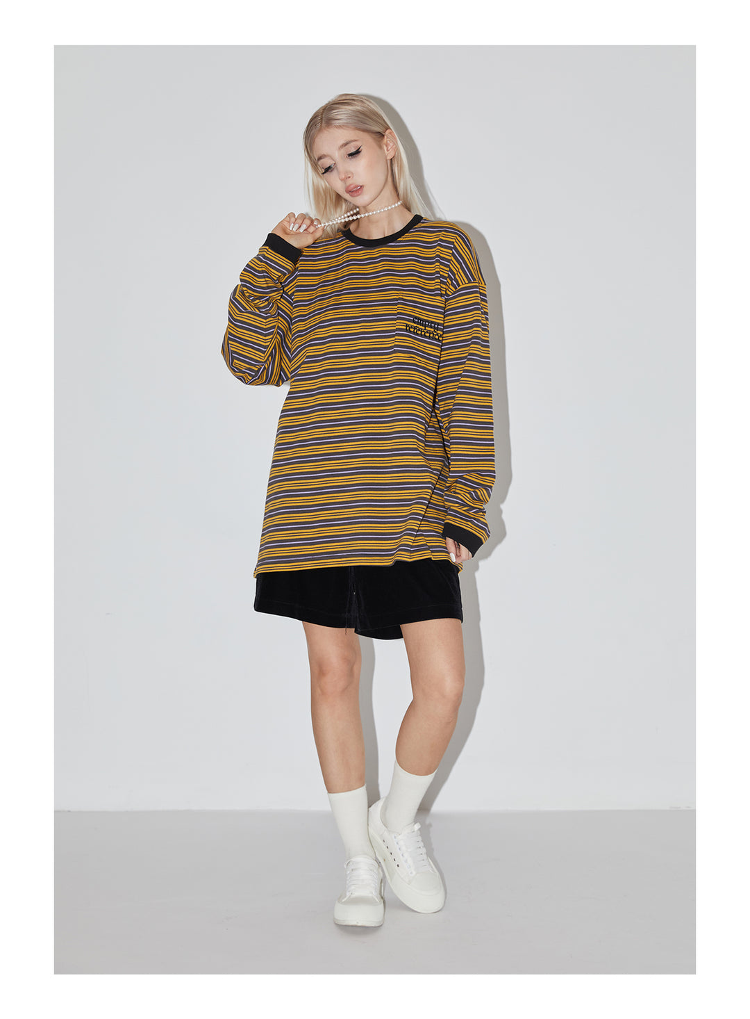 EMPTY REFERENCE Stripes Embroidered Long Sleeved Tee