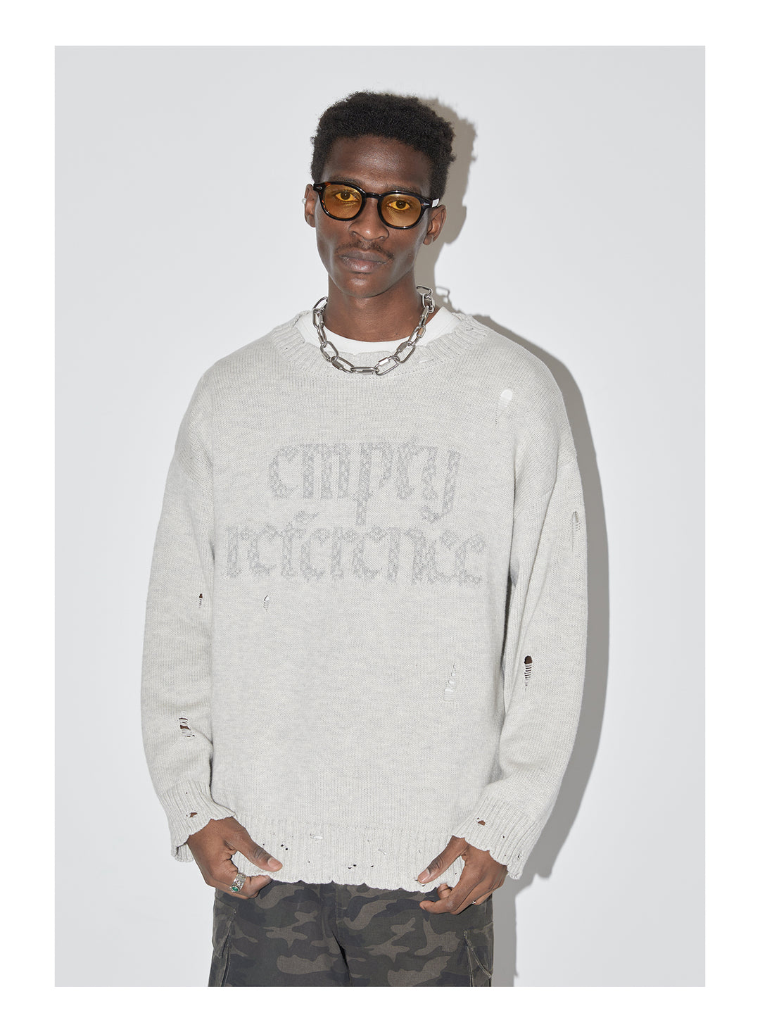 EMPTY REFERENCE Gray Hole Logo Knit Sweater