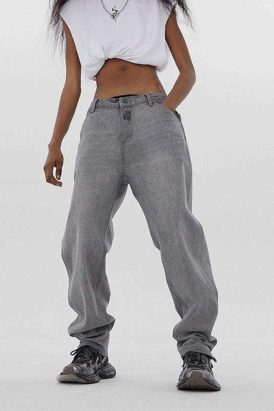 JHYQ Washed Logo Embroidery Denim Jeans