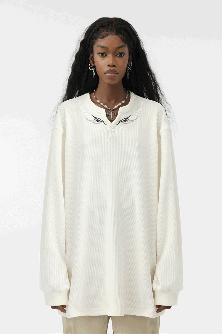 JHYQ Eyes Embroidered V Neck Waffle Long Sleeved Tee
