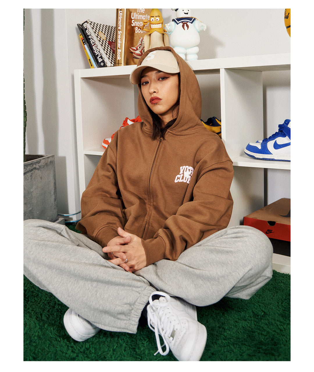 VOTE Clubs Bee Zip up Hoodie