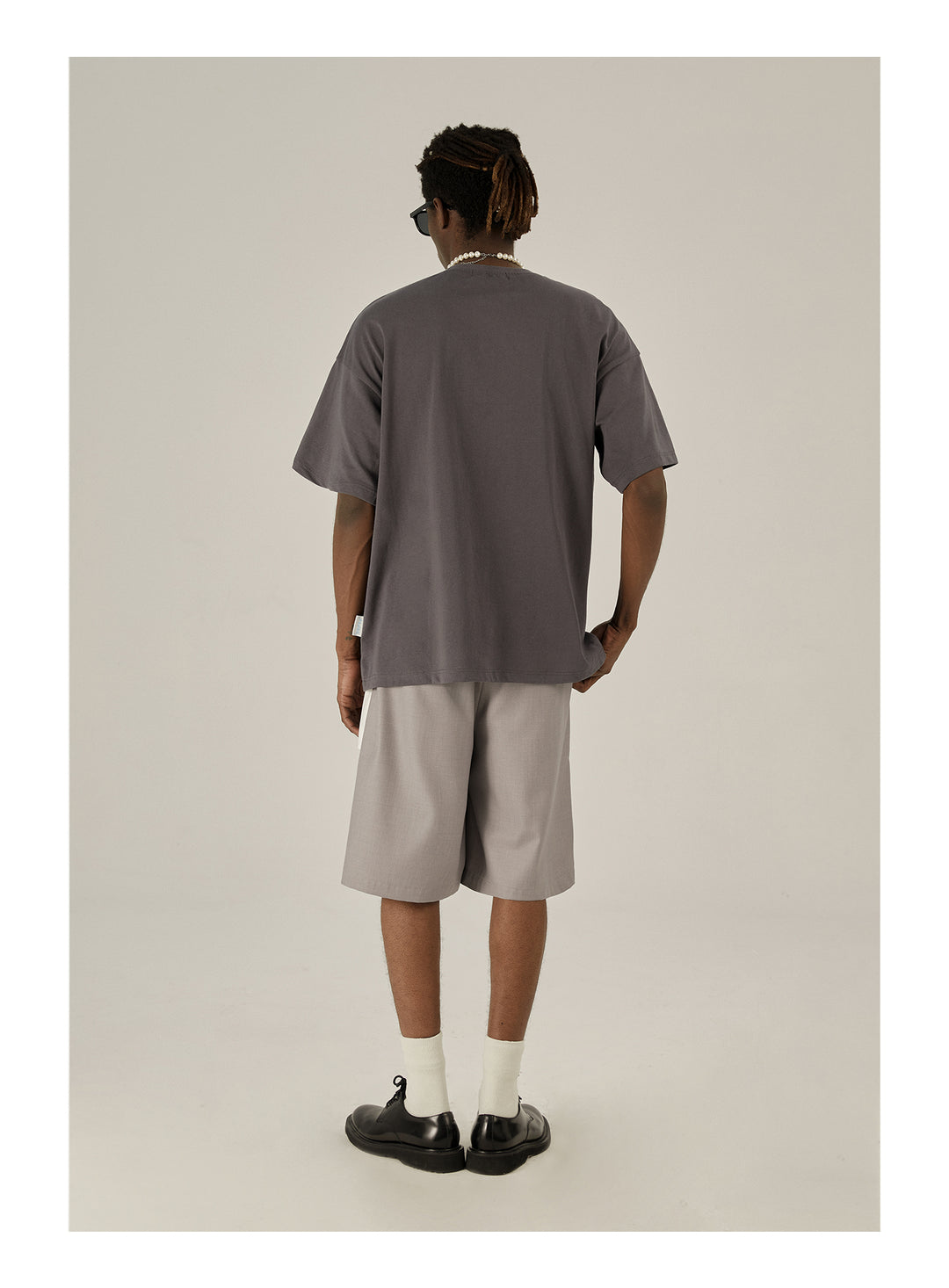 EMPTY REFERENCE Love Earth Tee