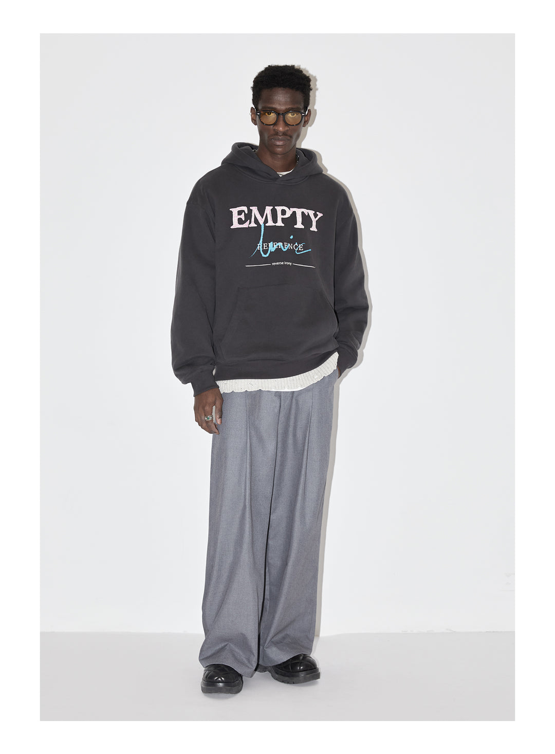 EMPTY REFERENCE Embroidered Silhouette Drape Suit Pants
