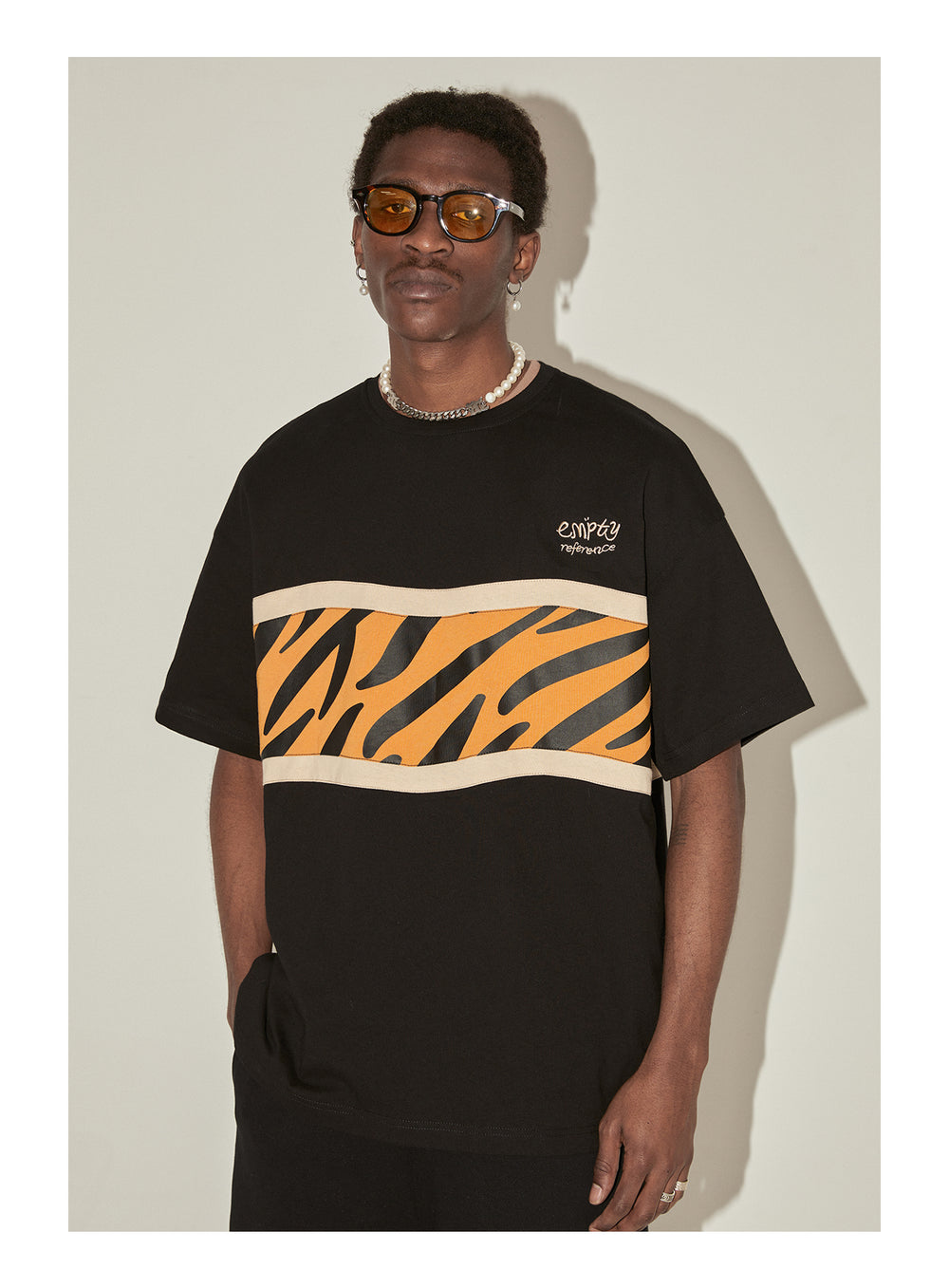 EMPTY REFERENCE Tiger Stitching Tee