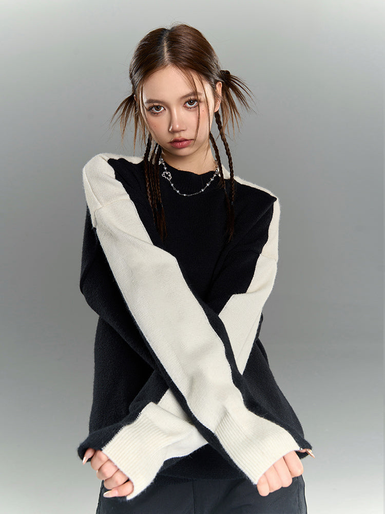 YADcrew Black & White Contrasting Knit Sweater