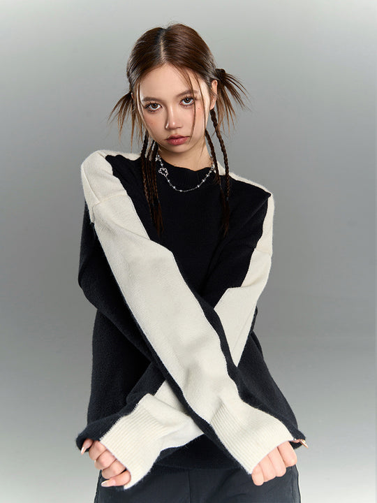 YADcrew Black & White Contrasting Knit Sweater