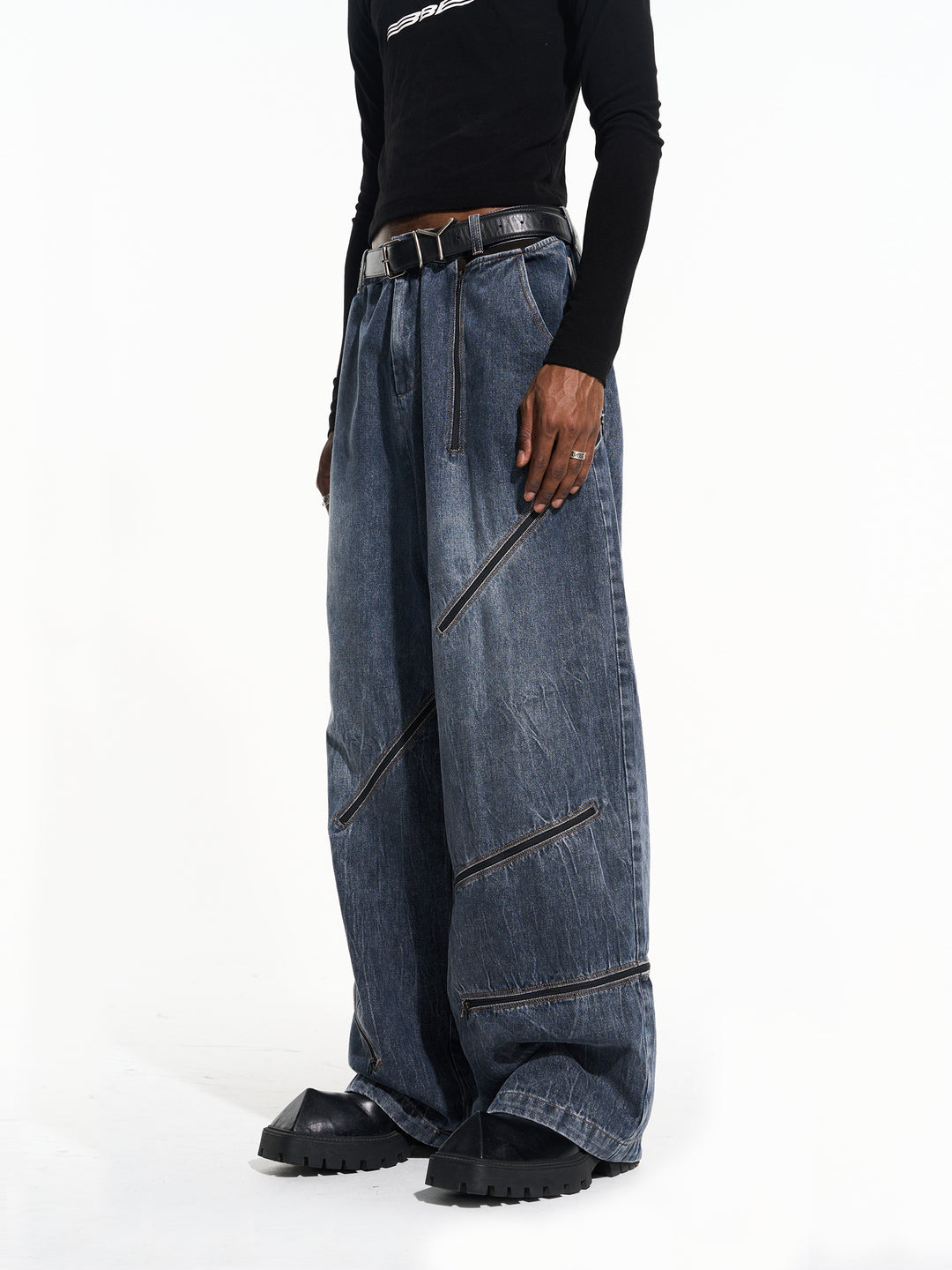 BLIND NO PLAN Zipper Destroyed Deconstructed Washed Denim Jeans