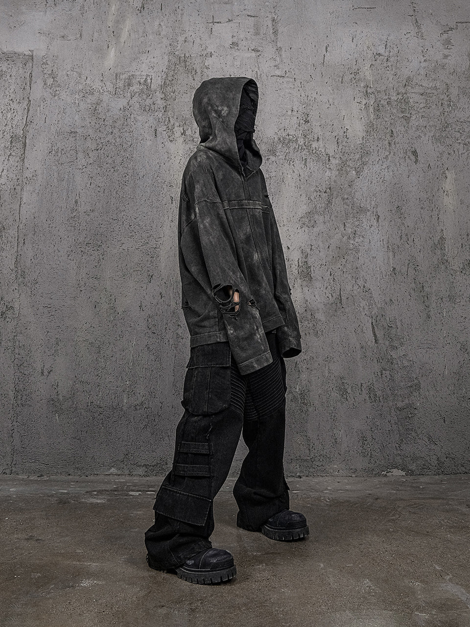 UNDERWATER Distressed Cross Stitching Hoodie