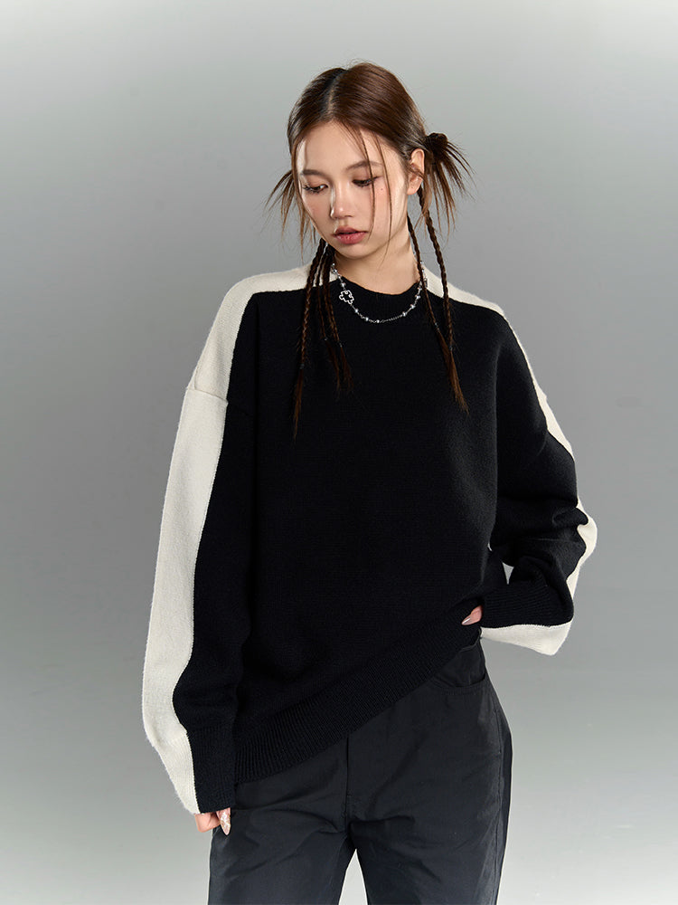 YADcrew Black & White Contrasting Knit Sweater