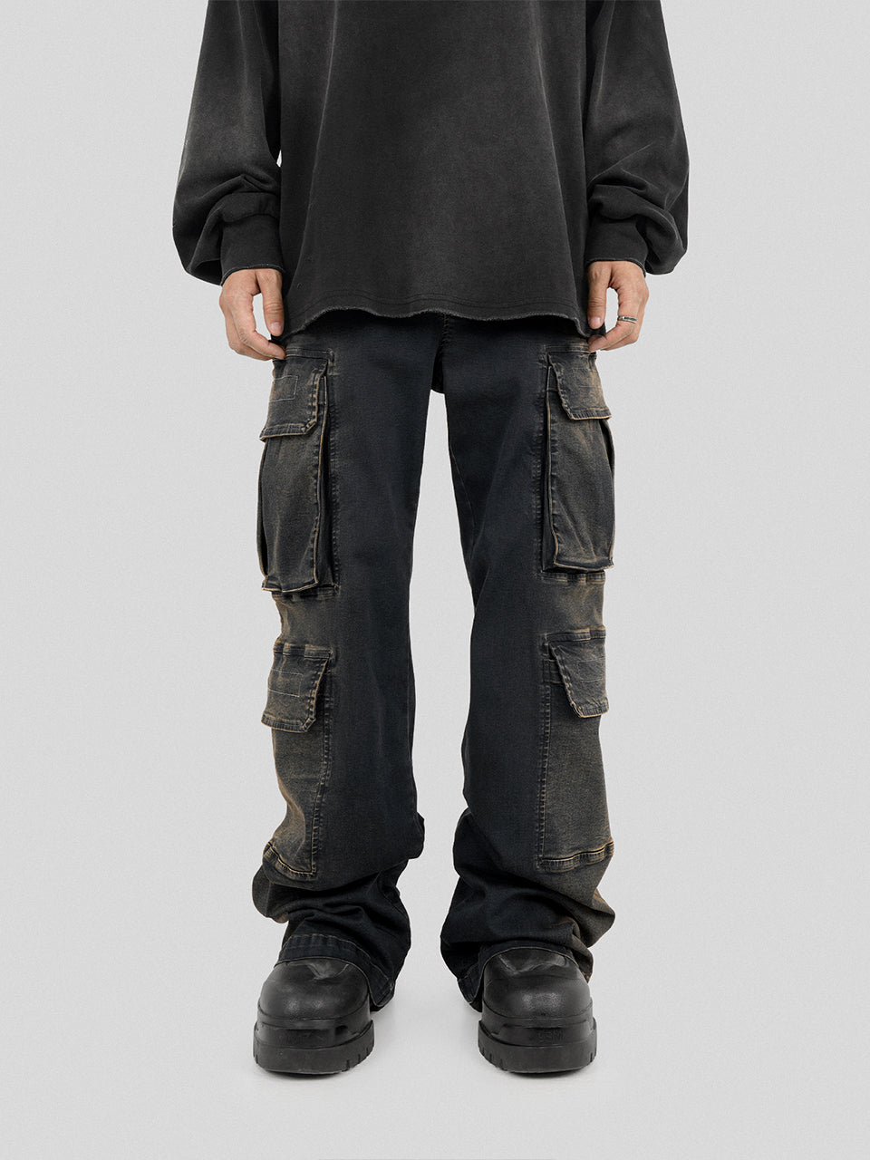 UNDERWATER Gradient Patch Pockets Denim Jeans