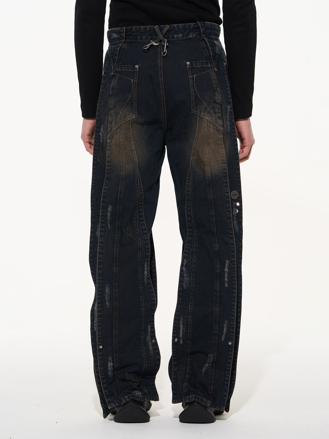 BLIND NO PLAN 3D Cropped Component Ripped Denim Jeans