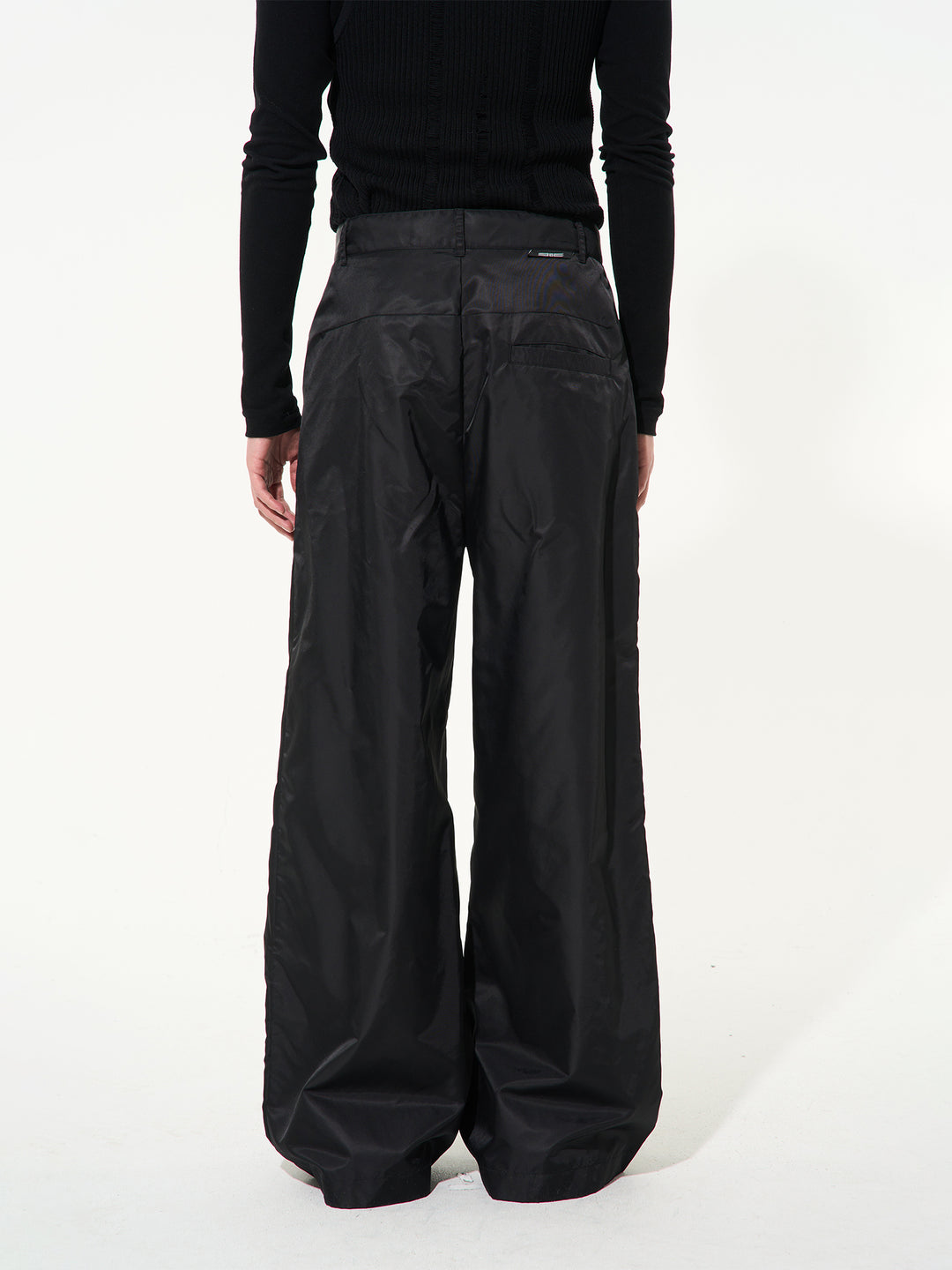 BLIND NO PLAN Silhouette Straight Leg Nylon Pants